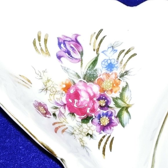 Trinket Dish Handled Hand Painted Floral Raised Detailing Gold Trim 3 Sections - Picture 4 of 7